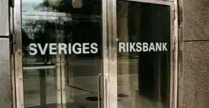 Riksbanken lämnar styrräntan oförändrad i maj 2026